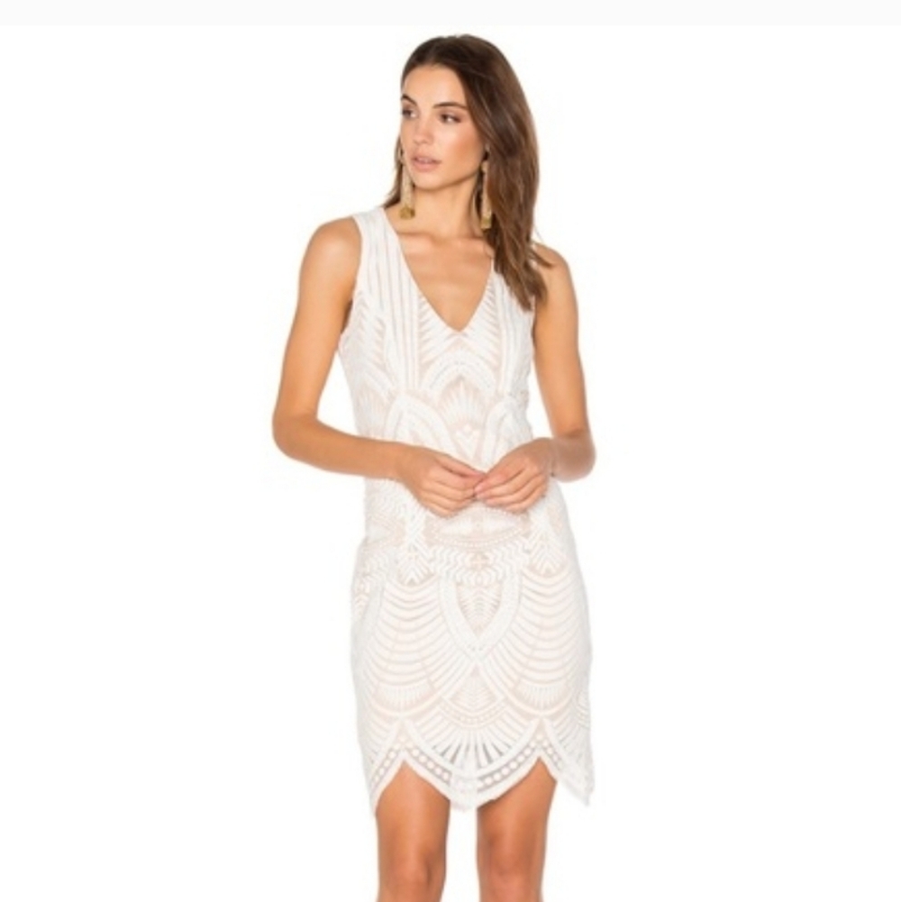 Bardot Embroidered Lace Dress White Size XS NEW